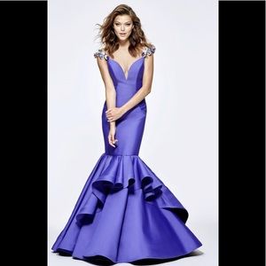 NWT this is a beautiful embroidered prom or pageant gown! A showstopper for sure